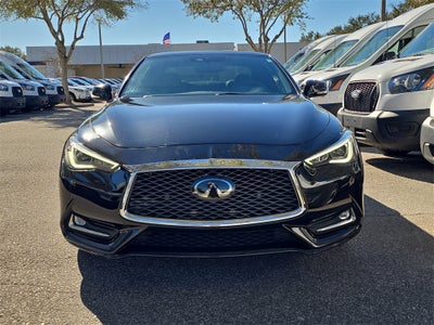 2022 INFINITI Q60 LUXE
