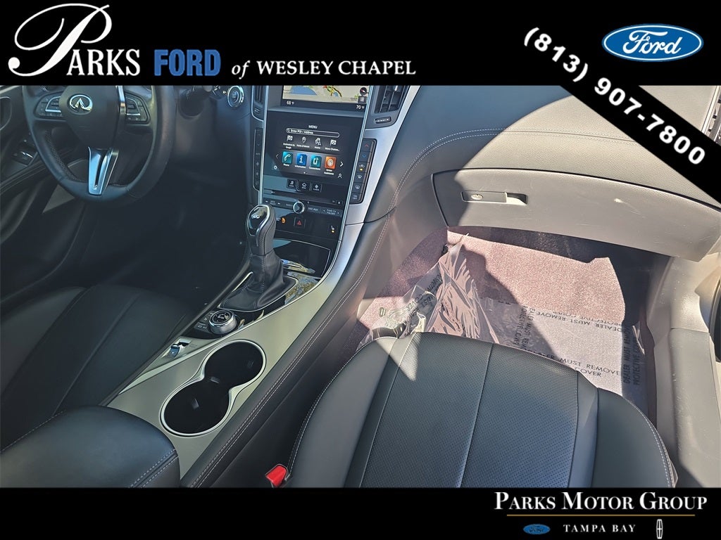 2022 INFINITI Q60 LUXE