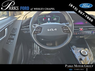 2023 Kia Niro Plug-In Hybrid SX