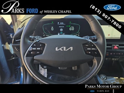 2023 Kia Niro Plug-In Hybrid SX