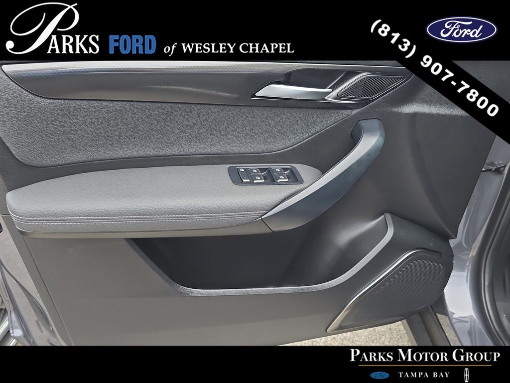 2025 VinFast VF 8 Eco