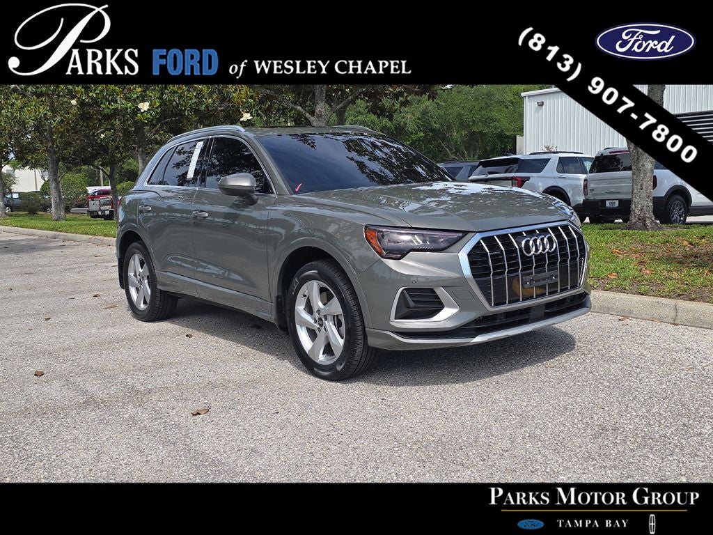 2021 Audi Q3 Premium quattro