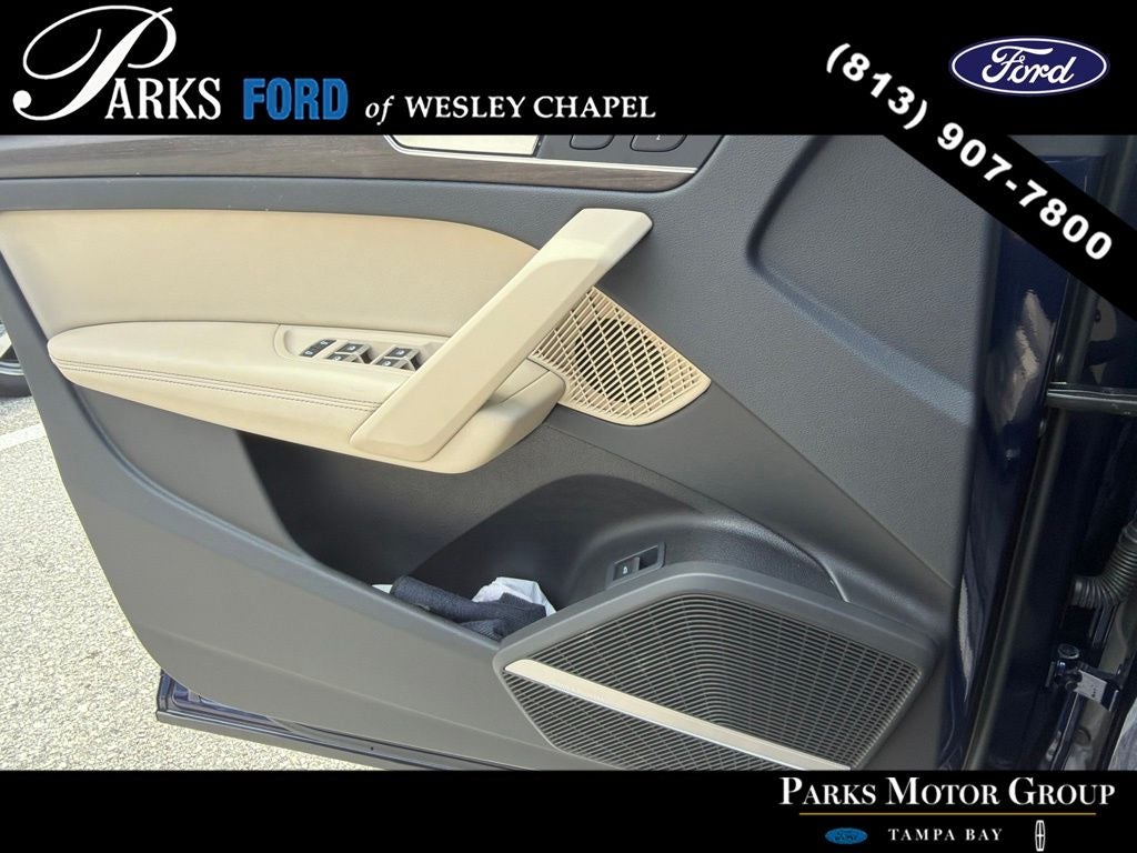 2024 Audi Q5 45 S line Premium quattro