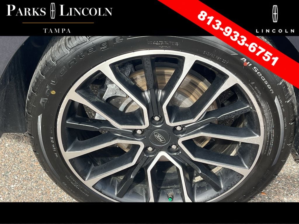 2017 Ford Taurus SEL