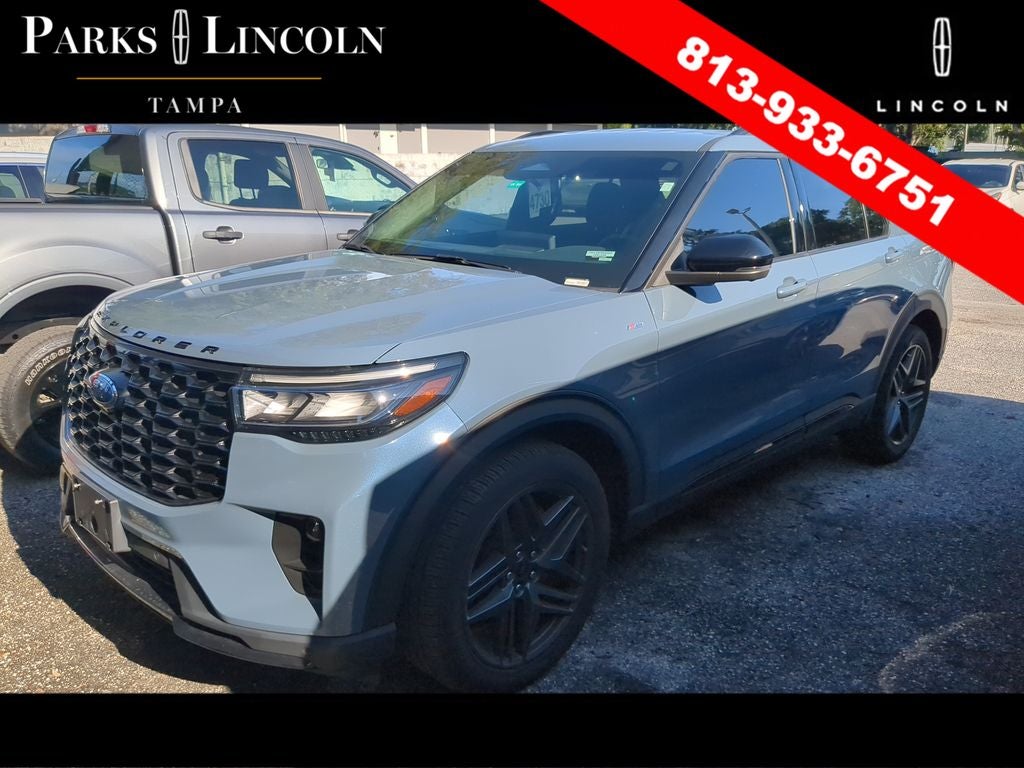 2025 Ford Explorer ST-Line