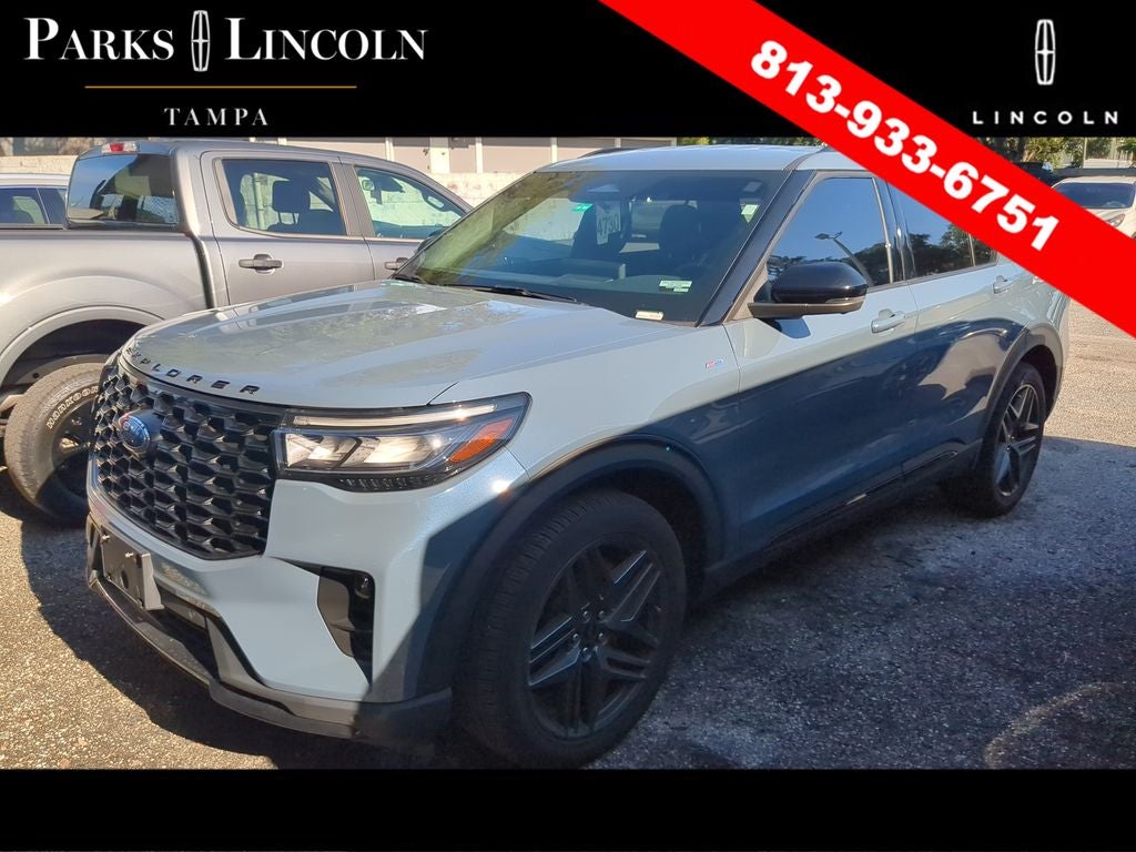 2025 Ford Explorer ST-Line
