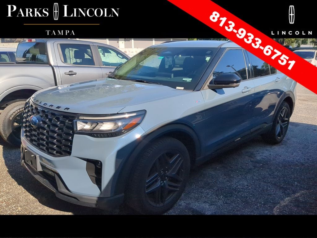 2025 Ford Explorer ST-Line