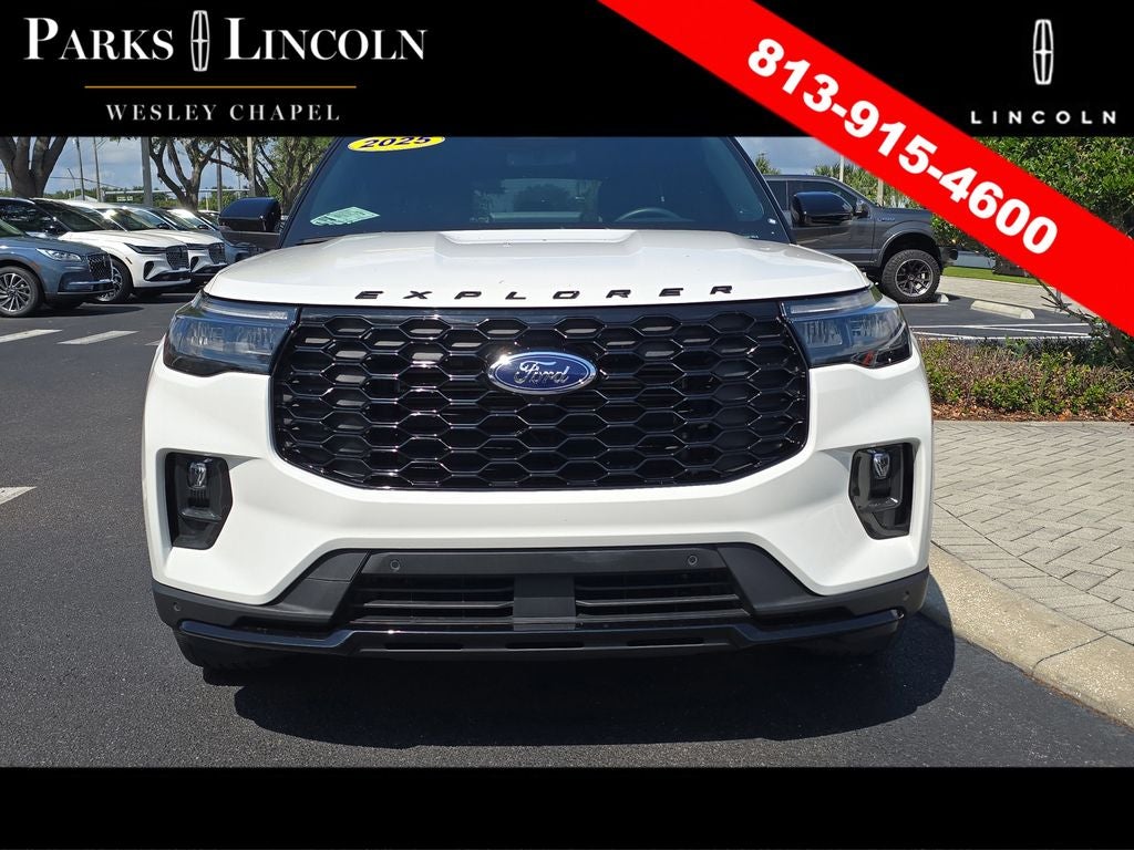 2025 Ford Explorer ST-Line