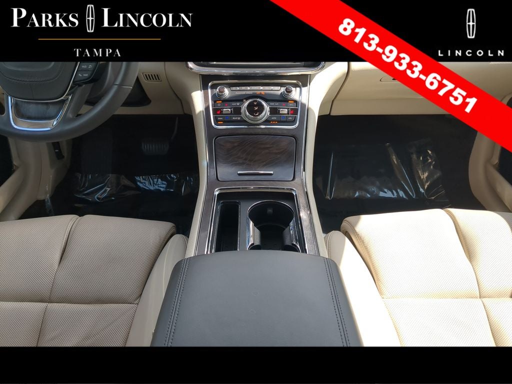2018 Lincoln Continental Select