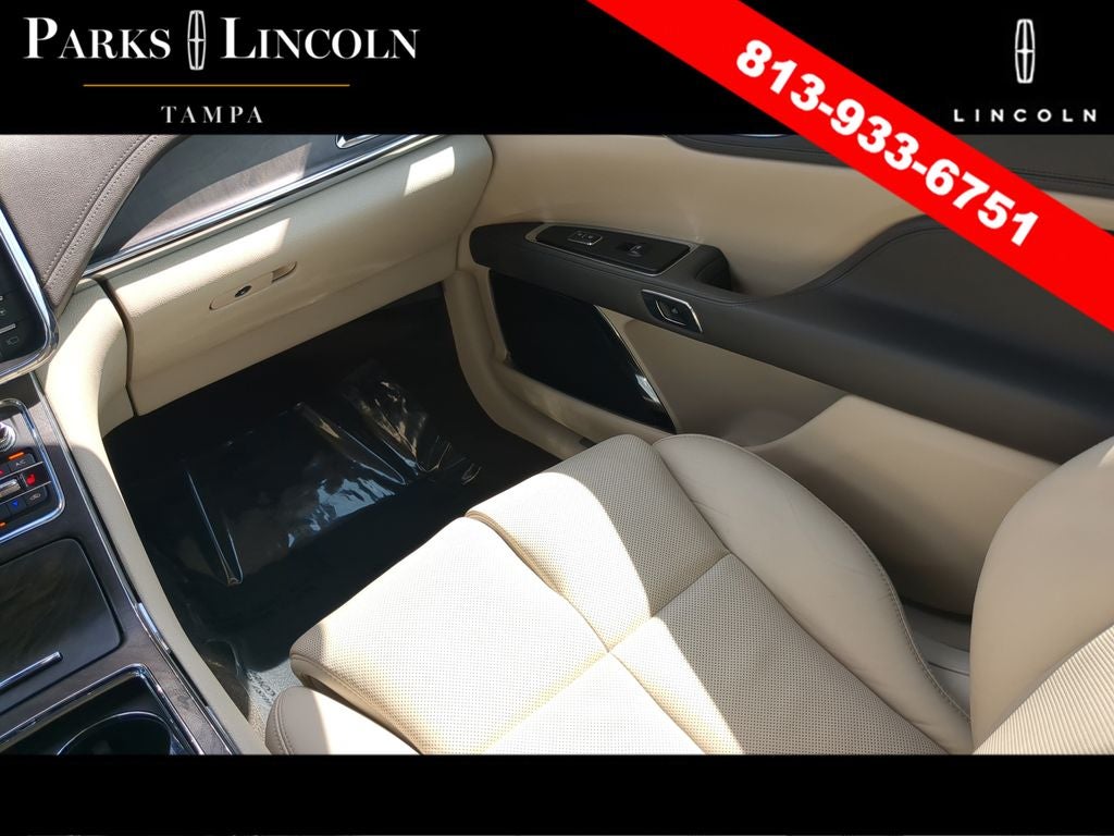 2018 Lincoln Continental Select