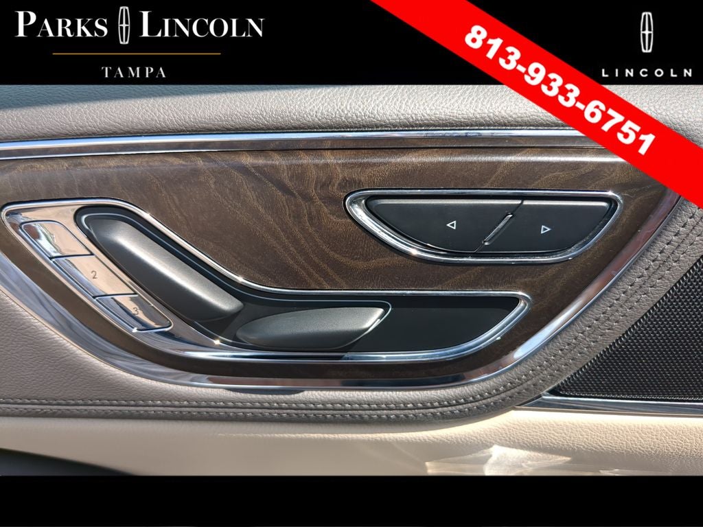 2018 Lincoln Continental Select