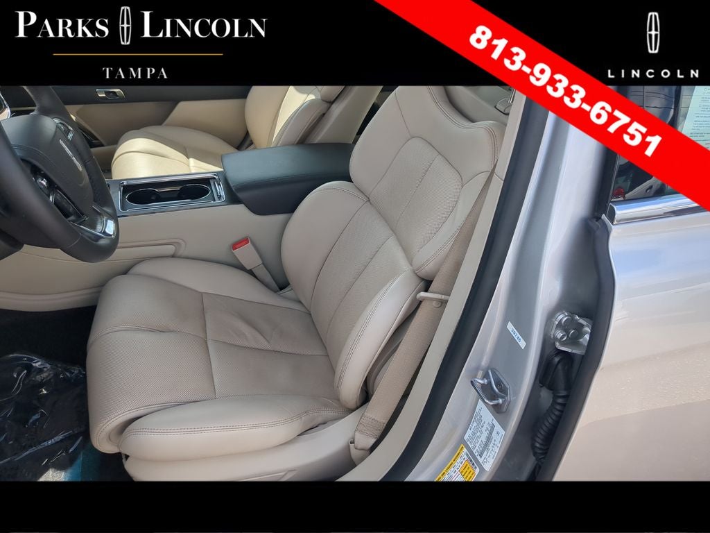 2018 Lincoln Continental Select