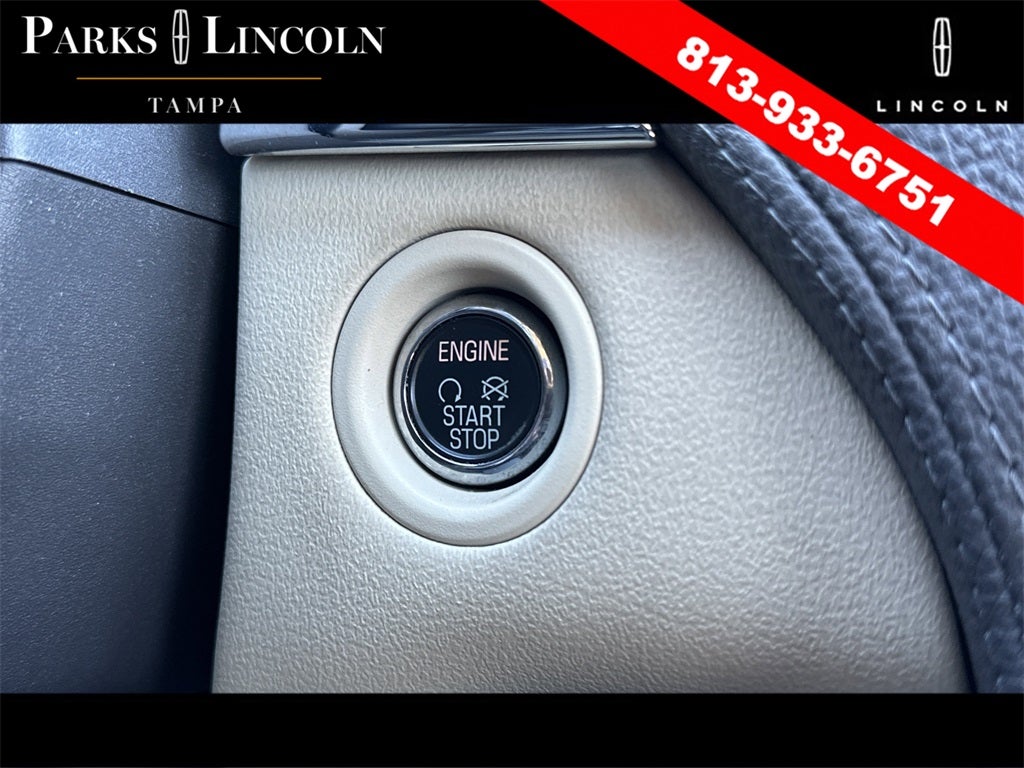 2013 Lincoln MKS Base
