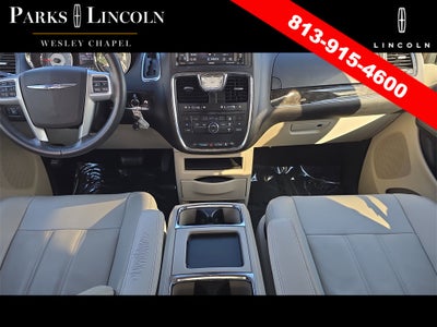 2013 Chrysler Town & Country Touring
