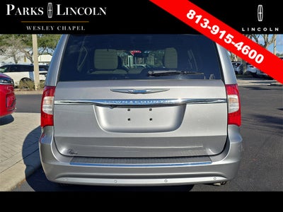 2013 Chrysler Town & Country Touring