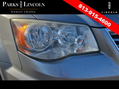 2013 Chrysler Town & Country Touring