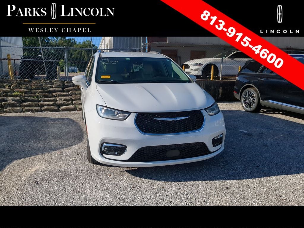 2021 Chrysler Pacifica Hybrid Touring L