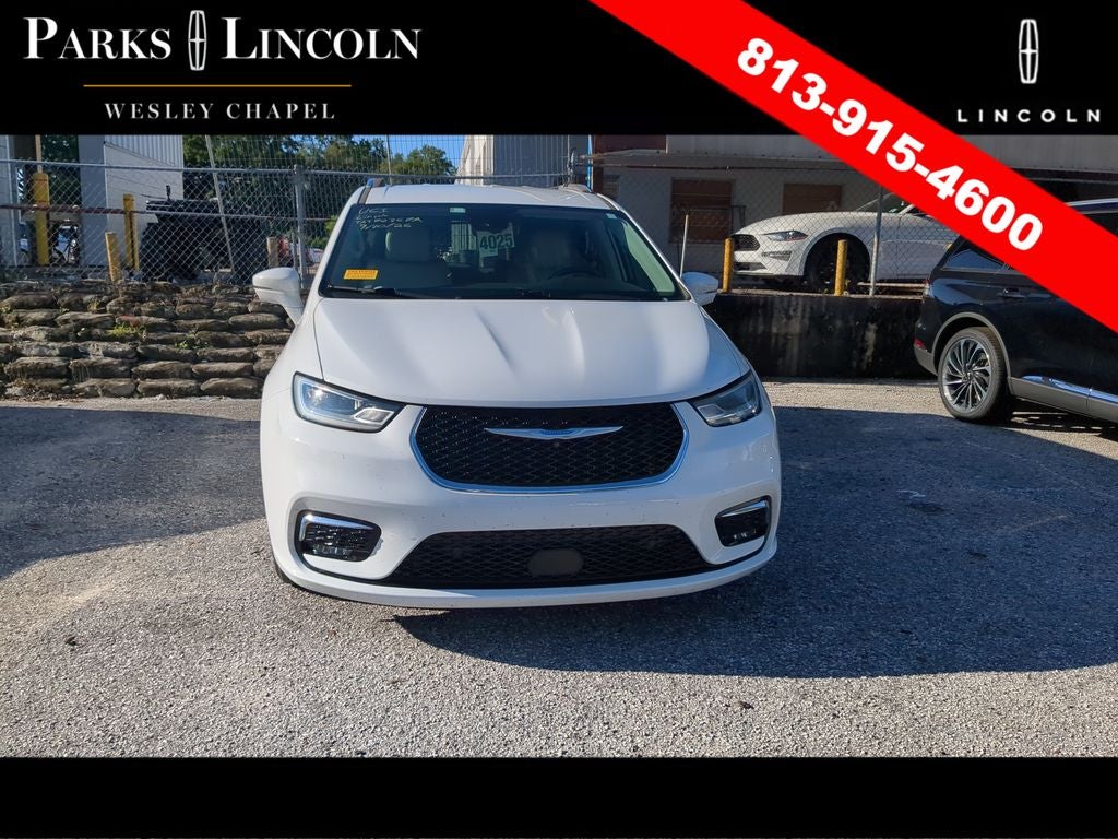 2021 Chrysler Pacifica Hybrid Touring L