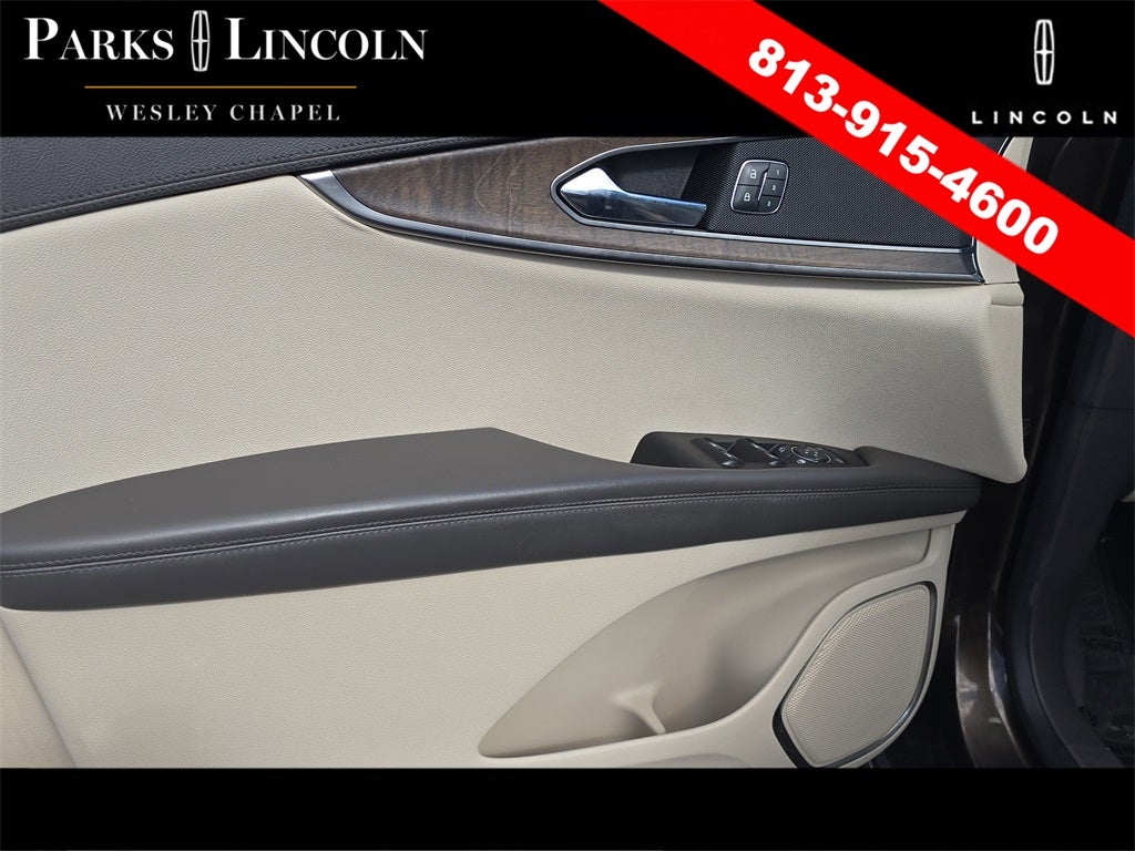 2019 Lincoln Nautilus Select