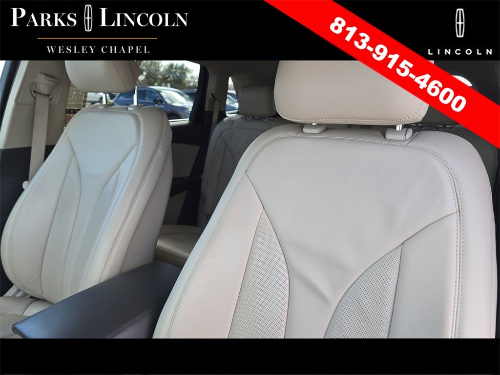 2019 Lincoln Nautilus Select