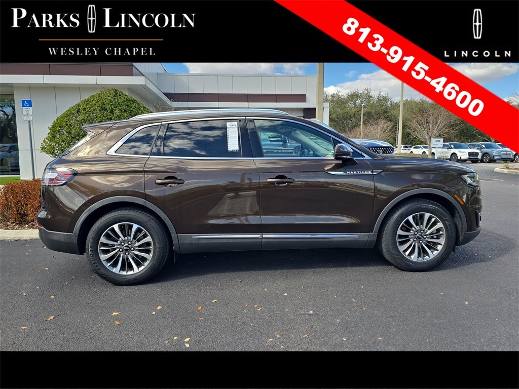 2019 Lincoln Nautilus Select
