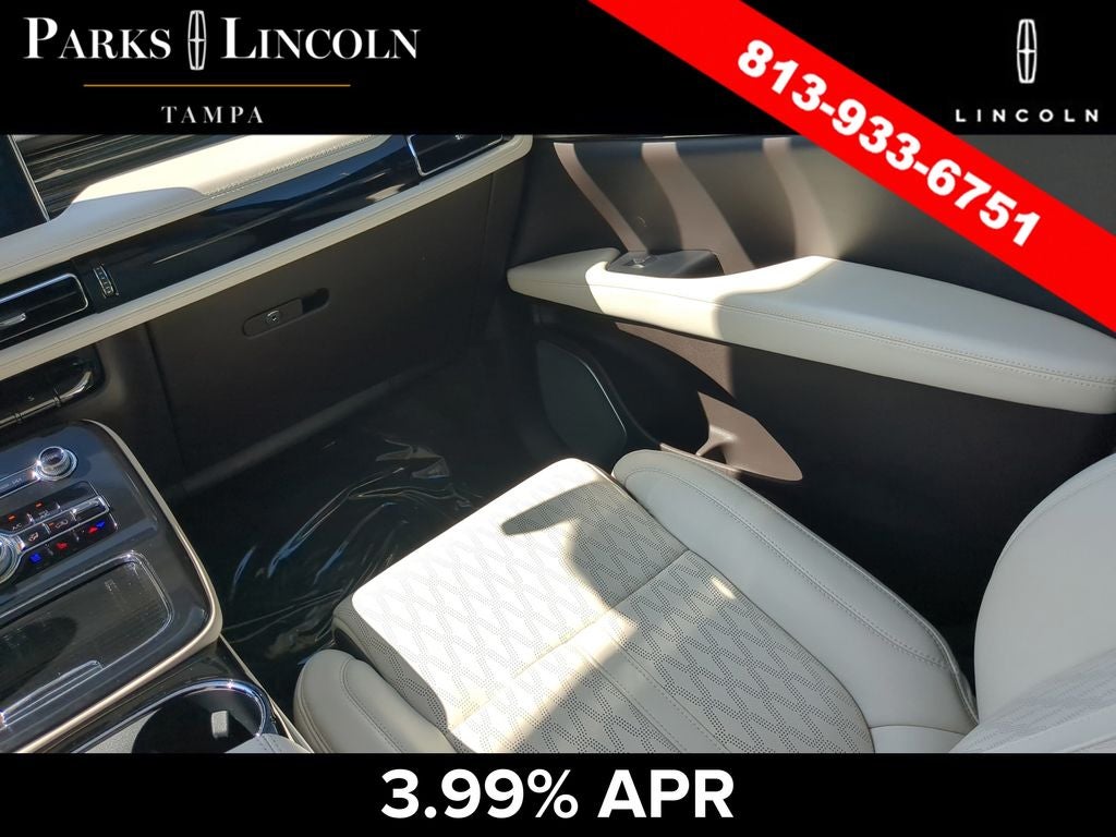 2023 Lincoln Nautilus Black Label