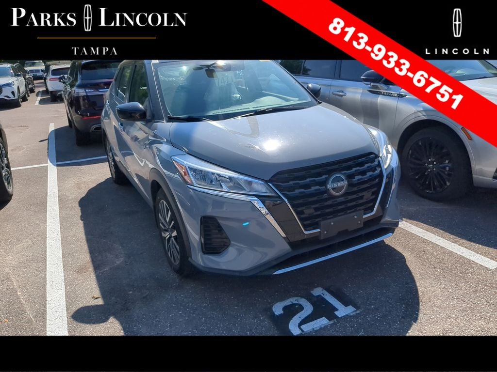 2022 Nissan Kicks SV