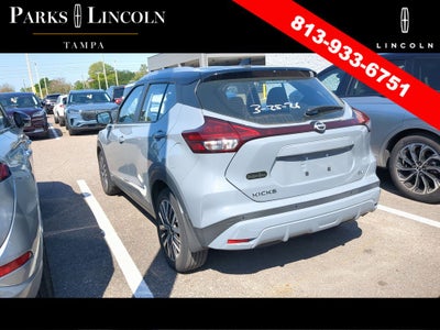 2022 Nissan Kicks SV