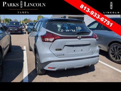 2022 Nissan Kicks SV