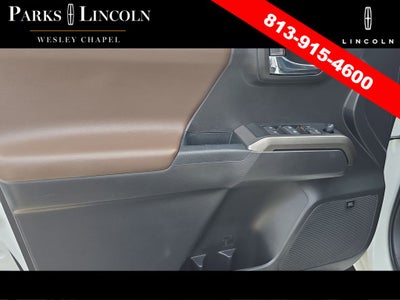 2022 Toyota Tacoma Limited V6