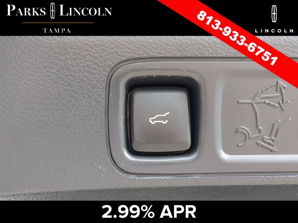 2022 Lincoln Navigator L Black Label