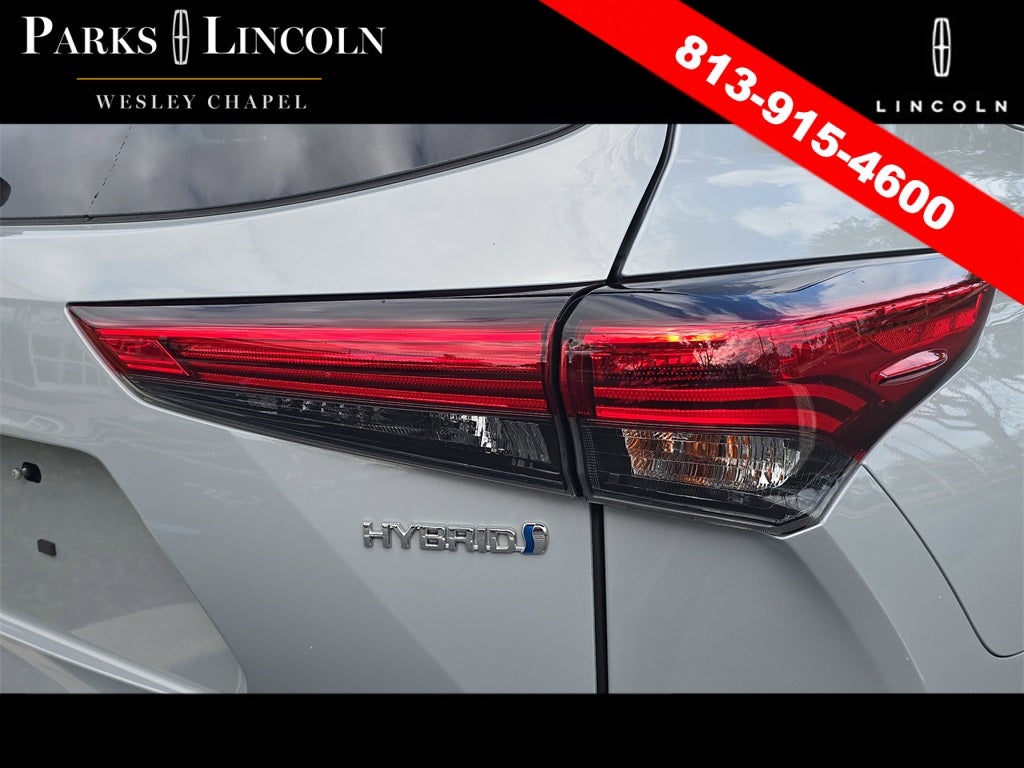 2022 Toyota Highlander Hybrid Bronze Edition