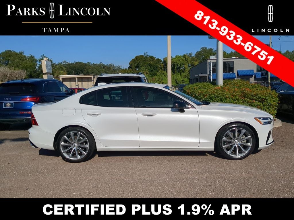 2021 Volvo S60 T5 Momentum