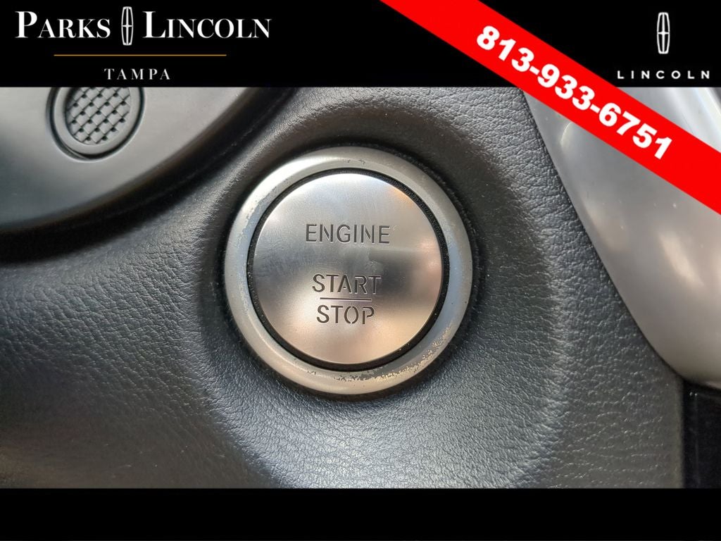 2018 INFINITI QX30 LUXE