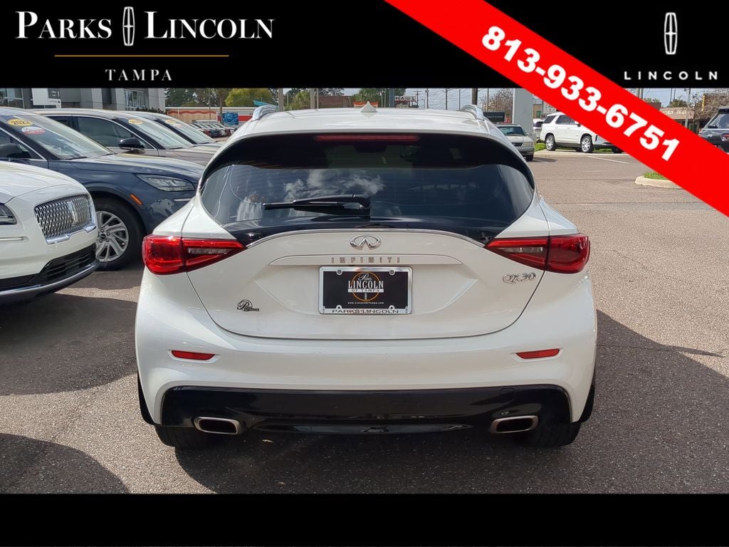 2018 INFINITI QX30 LUXE