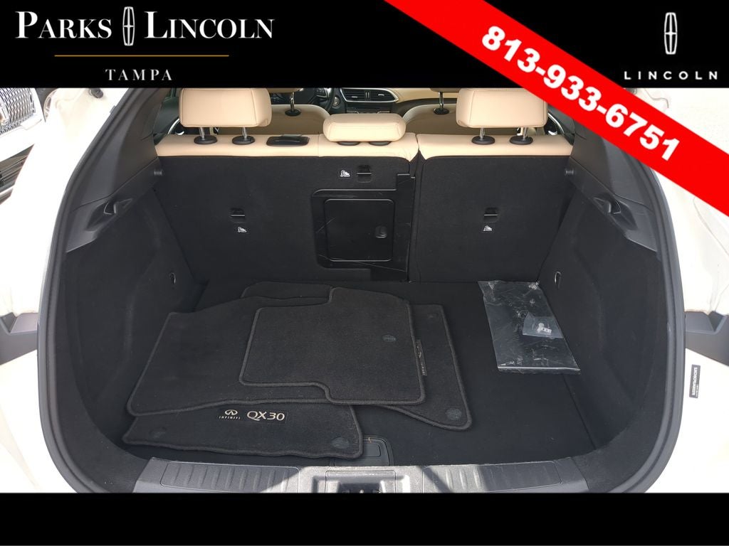 2018 INFINITI QX30 LUXE