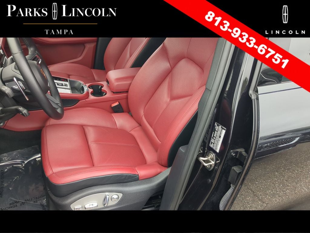 2024 Porsche Macan S