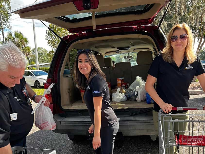 Helping Hands Event at Parks Ford of Wesley Chapel
